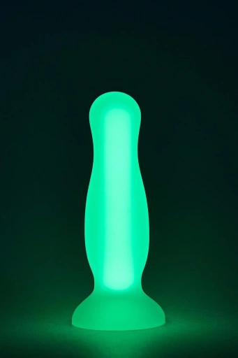 Radiant Glow In The Dark Plug Small Green - Korek analny świecący w ciemności, Zielony ⚫ DARMOWA DOSTAWA od 299zł ⚫ DYSKRETNA PRZESYŁKA 24H Z POLSKI ⚫