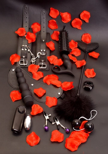 ToyJoy Zestaw Amazing Pleasure Sex Toy Kit - Zestaw prezentowy ⚫ DARMOWA DOSTAWA od 299zł ⚫ DYSKRETNA PRZESYŁKA 24H Z POLSKI ⚫